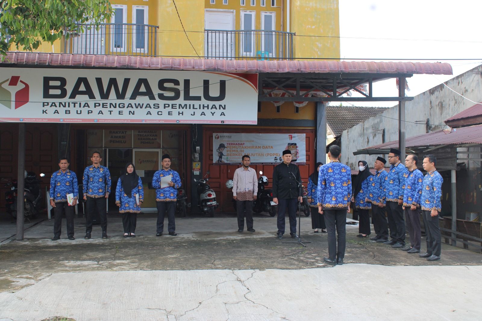 upacara hari pahlawan