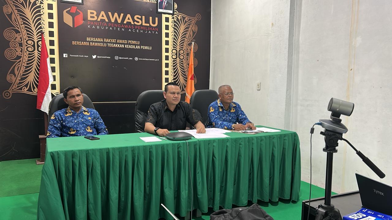 Bawaslu Aceh Jaya IKuti HUT Bawaslu ke-18 secara virtual