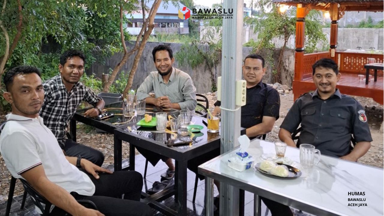 Konsolidasi demokrasi bersama bawaslu pidie