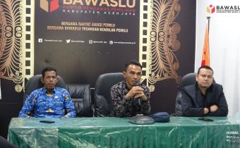 rapat persiapan Pelatihan Pendidikan Pengawasan Partisipatif Bawaslu Aceh Jaya Tahun 2026
