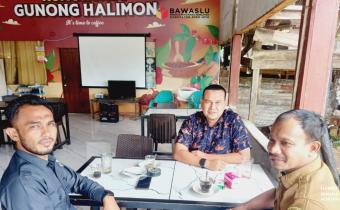 Konsolidasi demokrasi bersama  Pegawai BPSDM Kabupaten Aceh Jaya